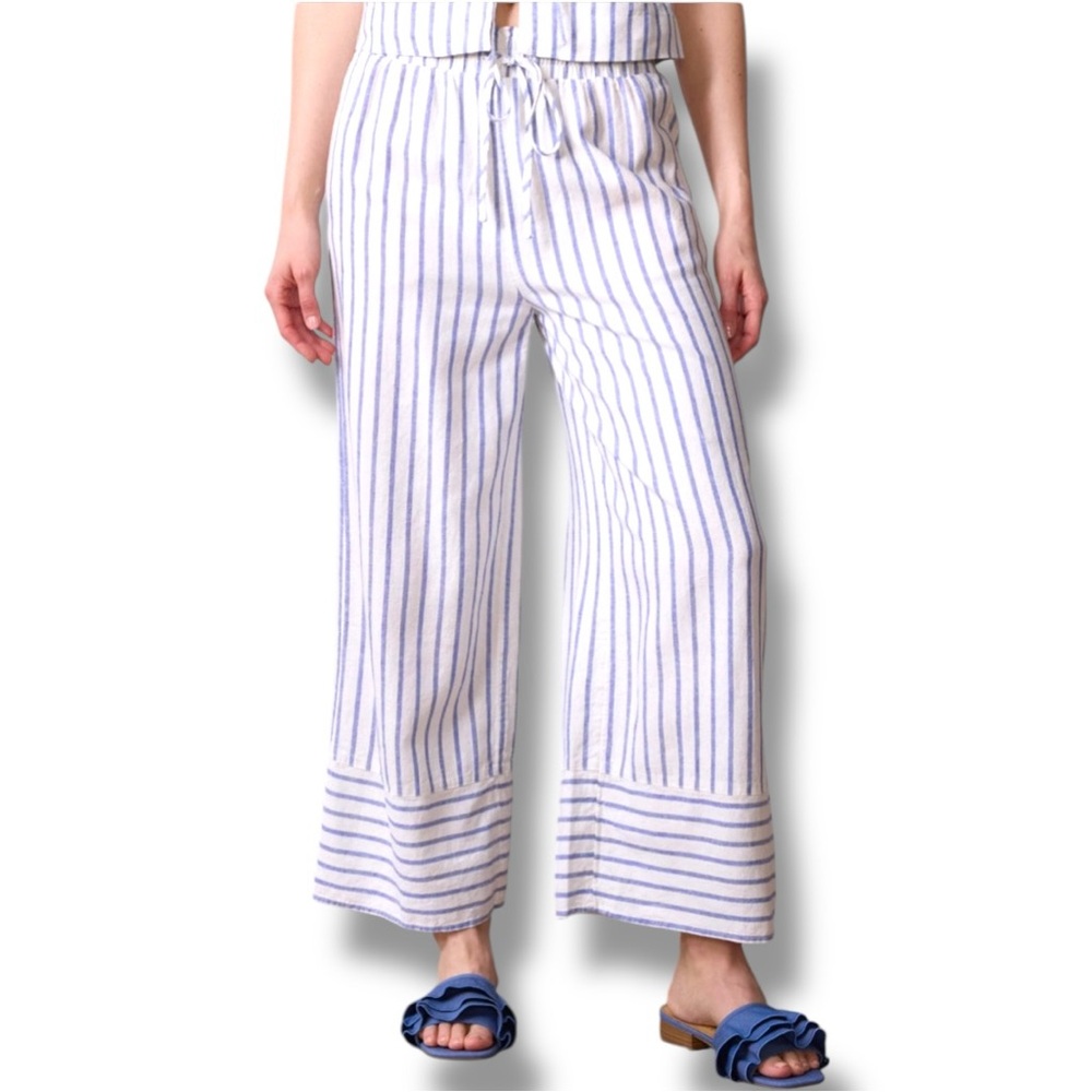 Lauren Conrad 2-Piece White and Blue Striped Lightweight Tie Up Top & Bottom Set - Picture 4 of 16